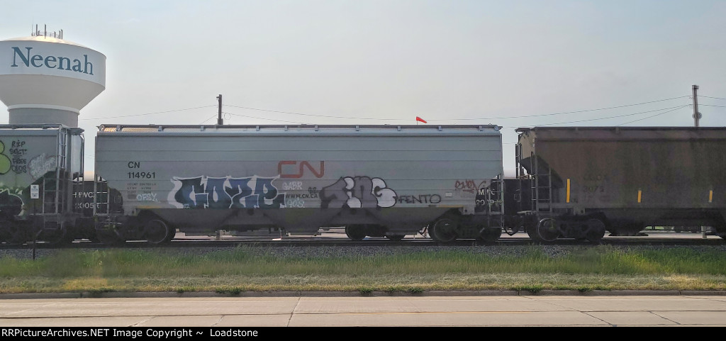 CN 114961